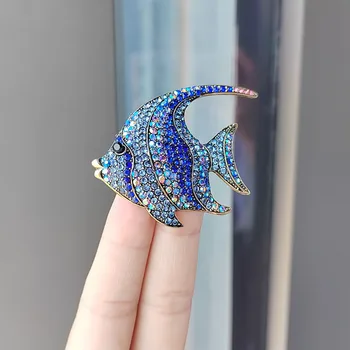 Креативная брошь в виде тропической рыбки, Милая Булавка с бриллиантами в виде животного, Уникальный корсаж в корейском стиле, Аксессуары для пальто